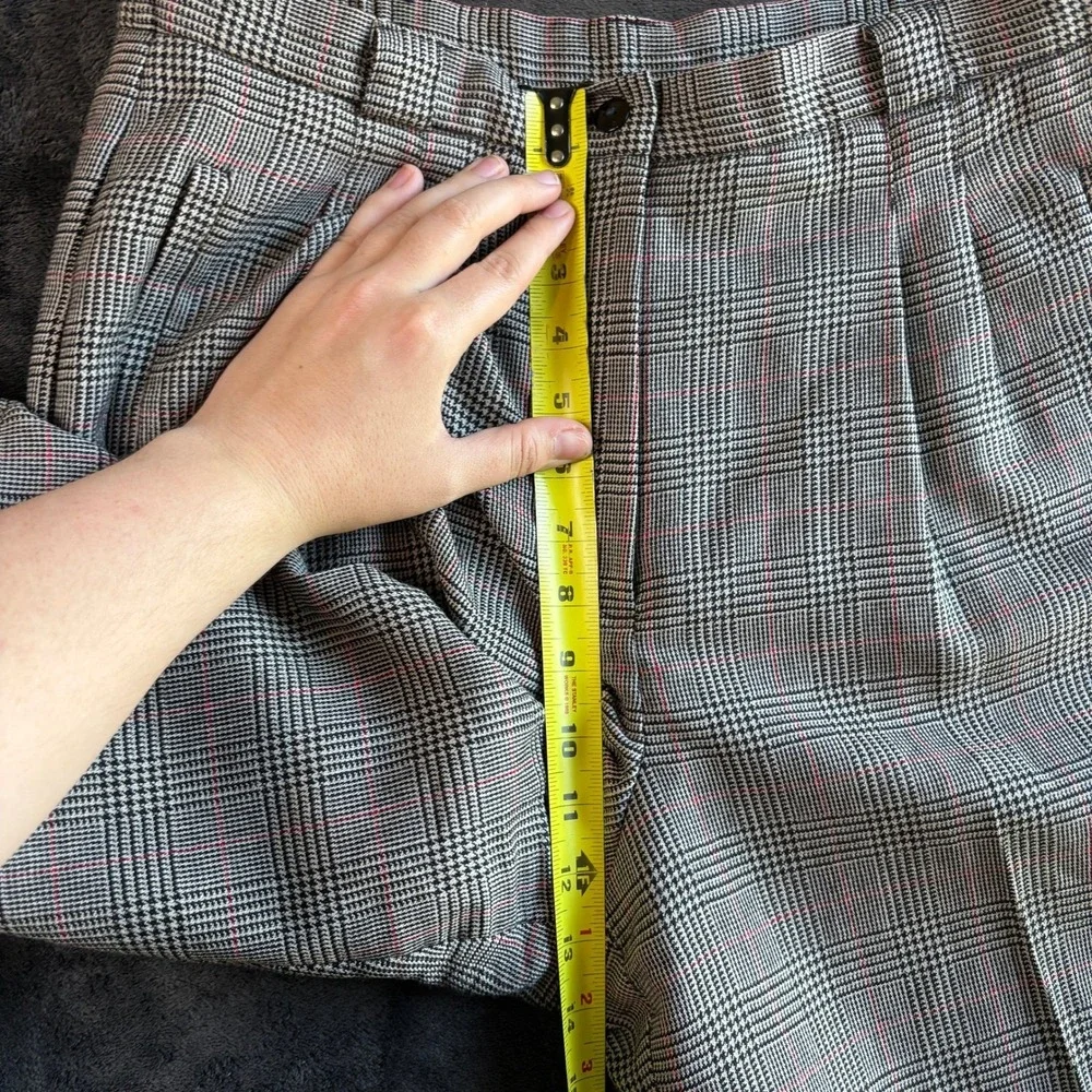 Requirements Wool Plaid Pants Mens Size 10 Pleated Trousers Gray Red